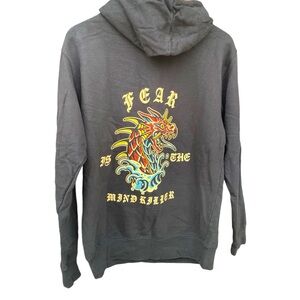 URT graphic Sweatshirt “fear the mind killer” size Small